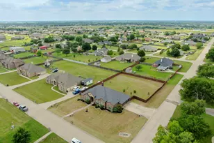 100 Windsor Cir, Waxahachie, TX 75165 - Photo 36