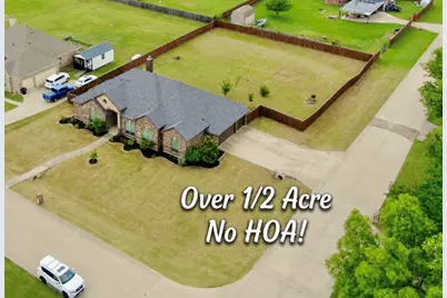 100 Windsor Circle, Waxahachie, TX 75165 - Photo 1