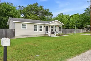 258 Spring Valley Circle, Azle, TX 76020 - Photo 20