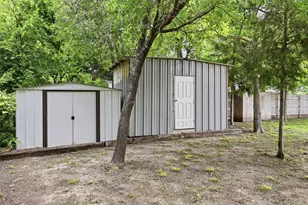 258 Spring Valley Circle, Azle, TX 76020 - Photo 26