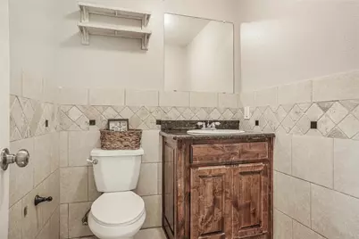 813 Beacon Hill Drive, Irving, TX 75061 - Photo 16