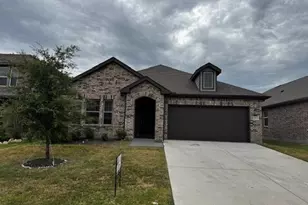 1613 Pne Vly Dr, Fort Worth, TX 76052 - Photo 1