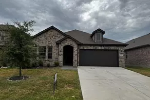 1613 Pne Vly Dr, Fort Worth, TX 76052 - Photo 2