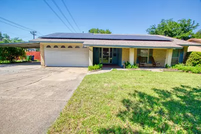 243 Centennial Drive, Lewisville, TX 75067 - Photo 2