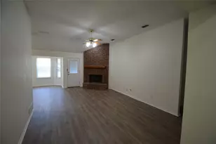 10212 Lone Eagle Ct, Fort Worth, TX 76108 - Photo 2