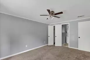 8752 Woodcastle Dr, Dallas, TX 75217 - Photo 10