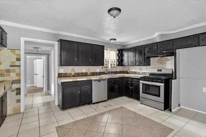 8752 Woodcastle Drive, Dallas, TX 75217 - Photo 4