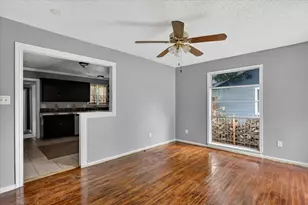 8752 Woodcastle Dr, Dallas, TX 75217 - Photo 6