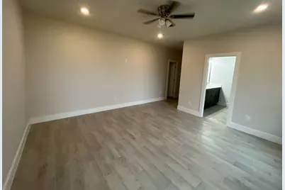 2215 Beverly Drive, Granbury, TX 76048 - Photo 12