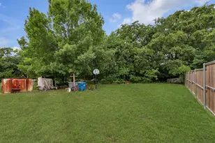 914 Armstrong Rd, Seagoville, TX 75159 - Photo 14