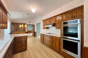 9931 Chimney Hill Ln, Dallas, TX 75243 - Photo 12