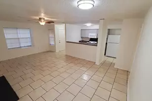 3427 Republic Dr, Forest Hill, TX 76140 - Photo 4