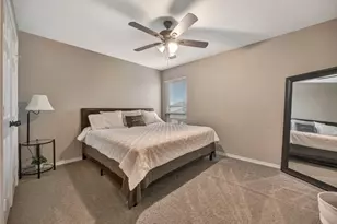 102 Lakeway Ln, Justin, TX 76247 - Photo 20