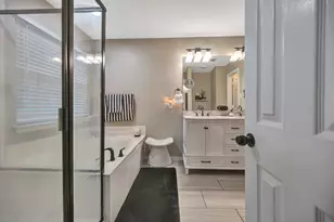 102 Lakeway Ln, Justin, TX 76247 - Photo 14