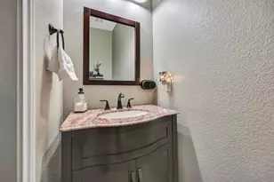 102 Lakeway Ln, Justin, TX 76247 - Photo 22