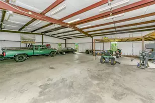 197 Co Rd 3382, Paradise, TX 76073 - Photo 34