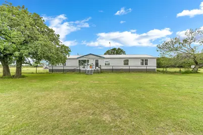 197 County Road 3382, Paradise, TX 76073 - Photo 1