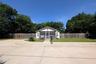 308 Short St, Mansfield, TX 76063 - Photo 2