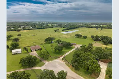 5309 Burleson Oaks Drive, Burleson, TX 76028 - Photo 6