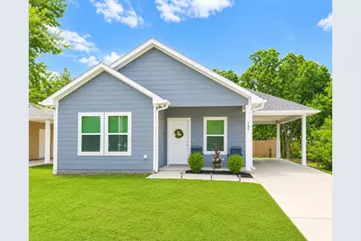 105 E 17th Avenue, Corsicana, TX 75110 - Photo 1