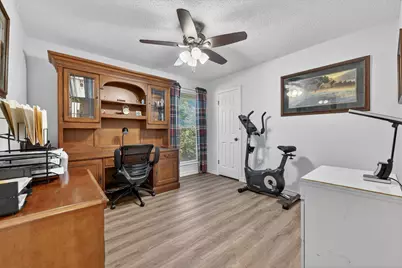 4043 Glenbrook Drive, Arlington, TX 76015 - Photo 18