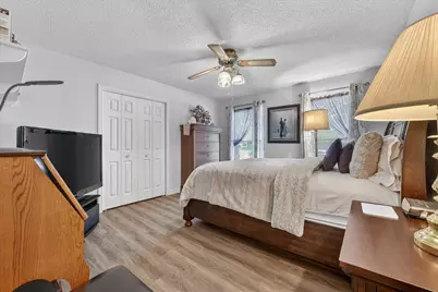 4043 Glenbrook Drive, Arlington, TX 76015 - Photo 16