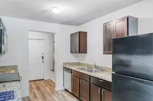 602 N Taylor St, Gainesville, TX 76240 - Photo 4