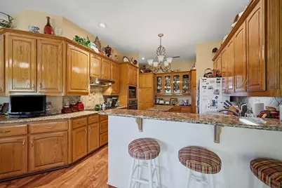 730 Kiowa Drive W, Lake Kiowa, TX 76240 - Photo 10