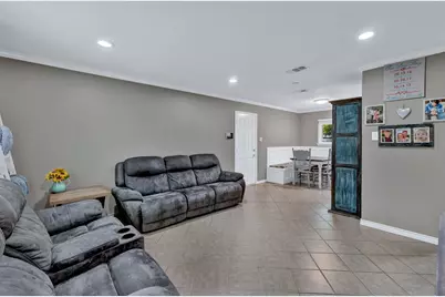 732 Hillside Drive, Burleson, TX 76028 - Photo 8