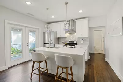 1023 Mount Auburn Avenue, Dallas, TX 75223 - Photo 8