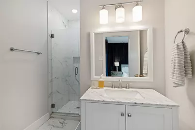 1023 Mount Auburn Avenue, Dallas, TX 75223 - Photo 14