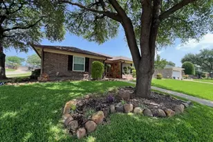 1401 Fieldstone Ct E, Bedford, TX 76022 - Photo 1