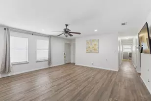 308 Oakwood St, Chico, TX 76431 - Photo 8