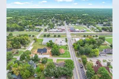 202 S Houston Street, Edgewood, TX 75117 - Photo 10