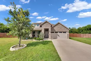 300 Clayton St, Glenn Heights, TX 75154 - Photo 1