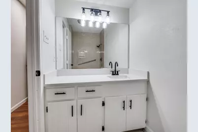 321 Campo Street, Grand Prairie, TX 75051 - Photo 8