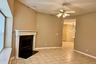 2151 Arbor Creek Dr, Carrollton, TX 75010 - Photo 16