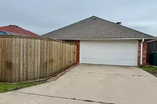 2151 Arbor Creek Dr, Carrollton, TX 75010 - Photo 22
