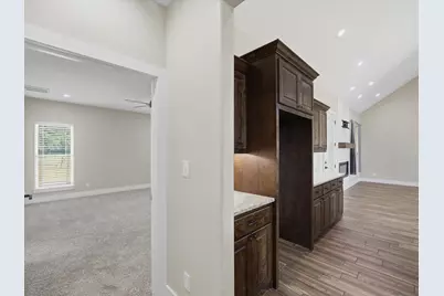 105 Carls Court, Boyd, TX 76023 - Photo 8