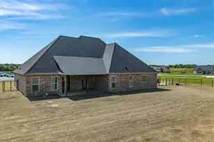 105 Carls Ct, Boyd, TX 76023 - Photo 34