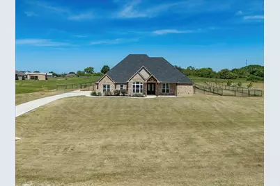 105 Carls Court, Boyd, TX 76023 - Photo 4