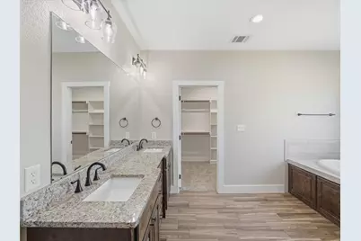 105 Carls Court, Boyd, TX 76023 - Photo 18