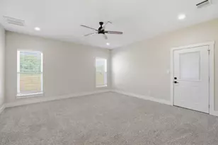 105 Carls Ct, Boyd, TX 76023 - Photo 16