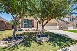 960 Pinnacle Ridge Rd, Fort Worth, TX 76052 - Photo 2