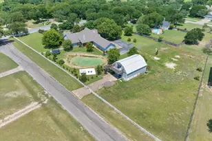2717 Clear Lake Rd, Weatherford, TX 76087 - Photo 36