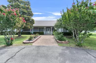 2717 Clear Lake Rd, Weatherford, TX 76087 - Photo 6