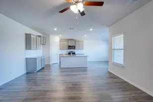 636 Bunker Hill Rd, Fate, TX 75189 - Photo 8