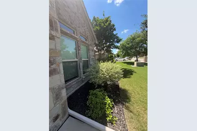 628 Zachary Drive, Weatherford, TX 76087 - Photo 2