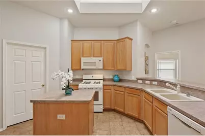3417 Timber Brook Drive, Plano, TX 75074 - Photo 10