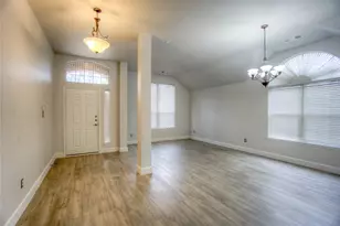 4909 Clove Ct, McKinney, TX 75070 - Photo 2